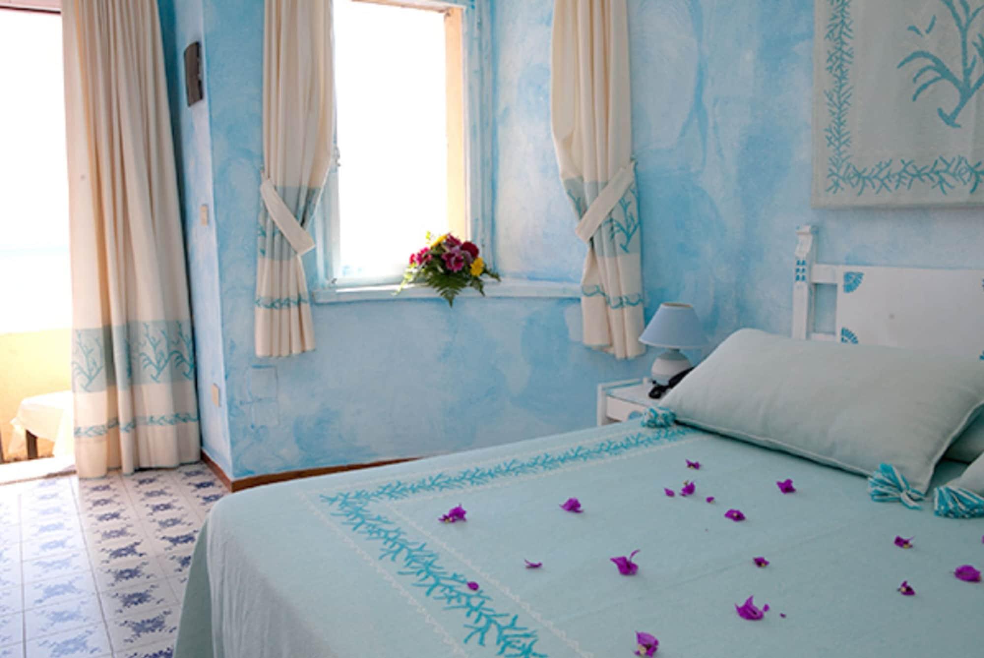 Club Esse Shardana Hotel 4*