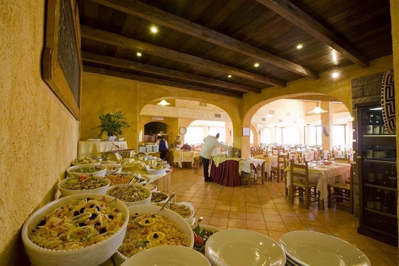 Club Esse Shardana Hotel